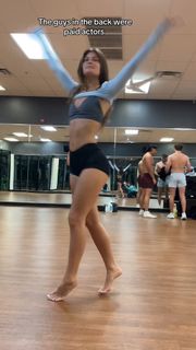 Jenny Popach feet photo thumbnail