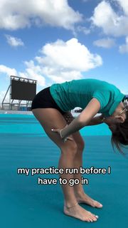 Jenny Popach feet photo thumbnail