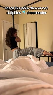 Jenny Popach feet photo thumbnail