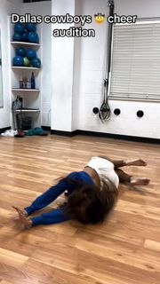 Jenny Popach feet photo thumbnail