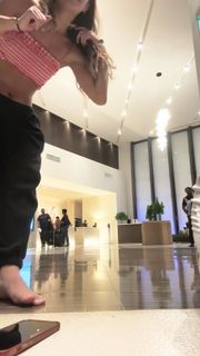 Jenny Popach feet photo thumbnail