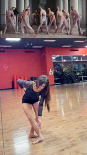 Jenny Popach feet photo 12
