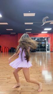 Jenny Popach feet photo 4