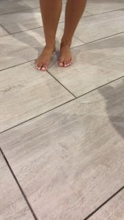 Jenny Popach feet photo 16
