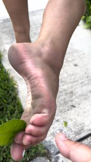 Jenny Popach feet photo 1