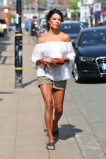 Jenny Powell feet photo 8