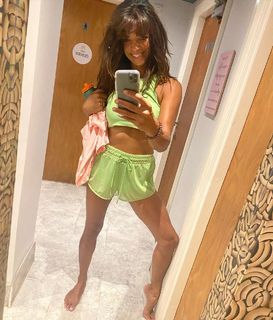 Jenny Powell feet photo 15