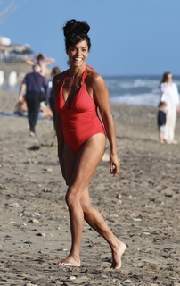 Jenny Powell feet photo 5