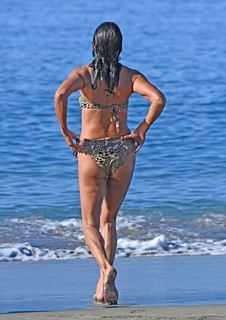 Jenny Powell feet photo 10