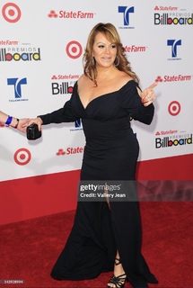 Jenny Rivera feet photo 6