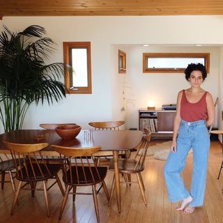 Jenny Slate feet photo thumbnail