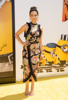 Jenny Slate feet photo thumbnail