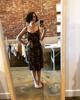 Jenny Slate feet photo thumbnail