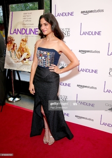 Jenny Slate feet photo thumbnail