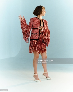 Jenny Slate feet photo thumbnail