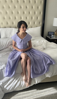 Jenny Slate feet photo thumbnail