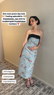 Jenny Slate feet photo thumbnail