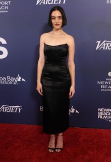 Jenny Slate feet photo thumbnail