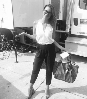 Jenny Taft feet photo thumbnail