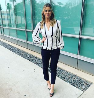 Jenny Taft feet photo thumbnail