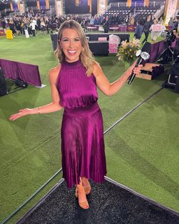 Jenny Taft feet photo thumbnail