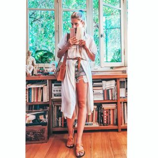 Jenny Theona feet photo 15