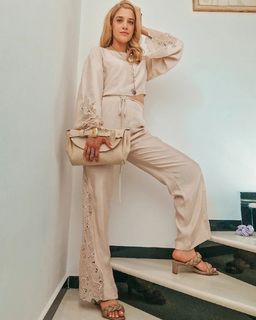 Jenny Theona feet photo 15