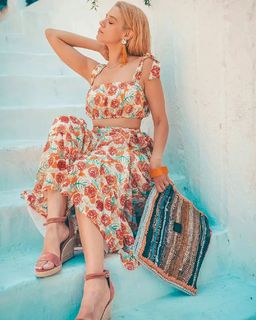 Jenny Theona feet photo 7