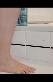 Jenny Theona feet photo 12