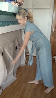 Jenny Theona feet photo 8