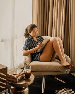 Jennylyn Mercado feet photo 4
