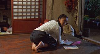 Jeon Do-yeon feet photo 3