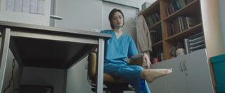 Jeon Mi Do feet photo 3