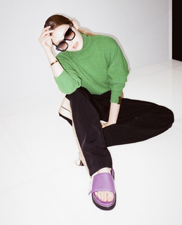 Jeon So-mi feet photo thumbnail