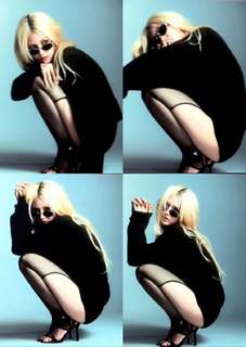 Jeon So-mi feet photo thumbnail