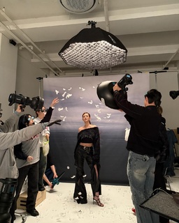 Jeon So-mi feet photo thumbnail