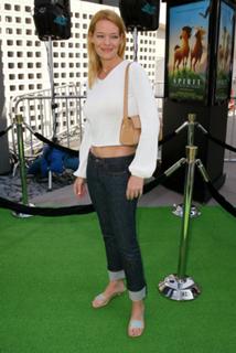 Jeri Ryan feet photo thumbnail
