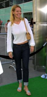 Jeri Ryan feet photo thumbnail