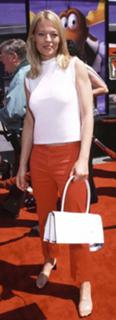 Jeri Ryan feet photo thumbnail