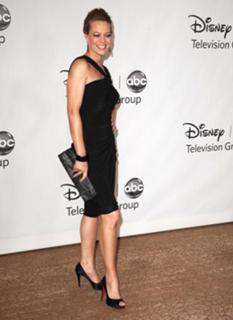 Jeri Ryan feet photo thumbnail