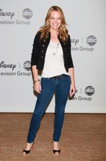 Jeri Ryan feet photo thumbnail