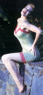 Jeri Ryan feet photo thumbnail