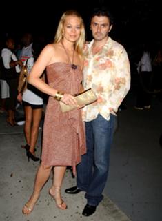 Jeri Ryan feet photo thumbnail