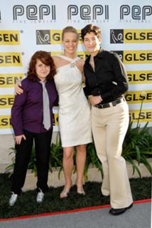 Jeri Ryan feet photo thumbnail