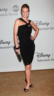 Jeri Ryan feet photo thumbnail