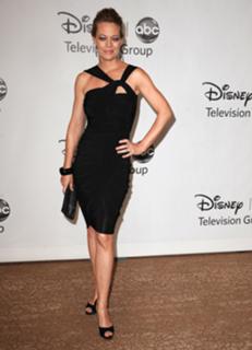 Jeri Ryan feet photo thumbnail
