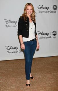 Jeri Ryan feet photo thumbnail