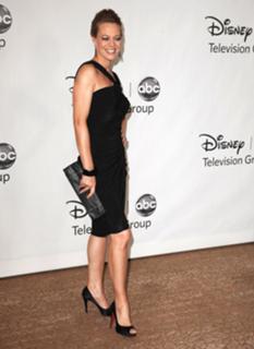 Jeri Ryan feet photo thumbnail
