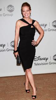 Jeri Ryan feet photo thumbnail
