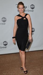 Jeri Ryan feet photo thumbnail